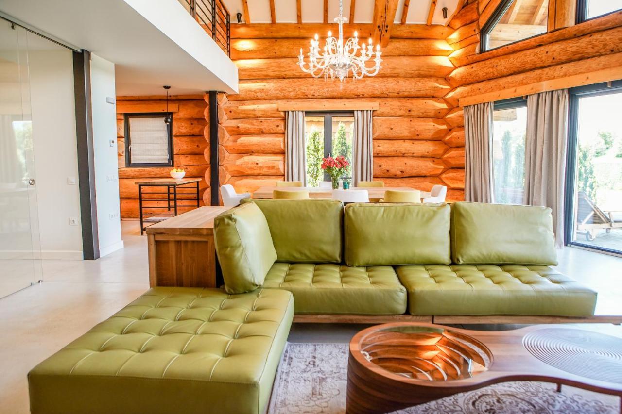 Alpina Luxury Chalets Μπάνια Εξωτερικό φωτογραφία